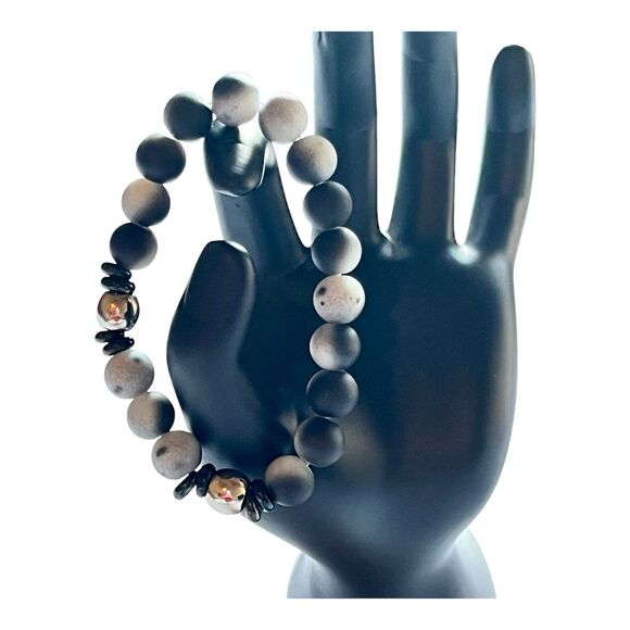 Handmade Coated Glass 10mm Beaded Bracelet 7.5" Man Woman Black Grey And Silver - Picture 2 of 4
